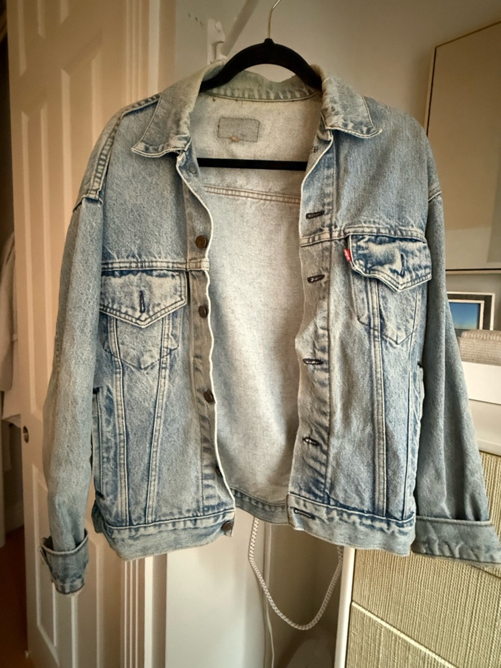 Vintage Levi's Light Washed Denim Oversized Jacket - Picture 2 of 9